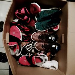 SHOES, CLOTHES and ACCESSORIES 