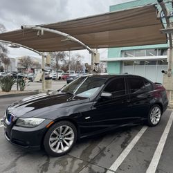 BMW 328i 2011