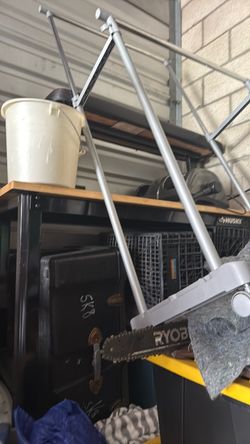 Husky adjustable work bench