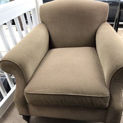 Vintage Restoration Hardware Diplomat Club Sofa Chair - Timeless Elegance