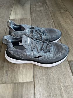 Avia Athletic shoes