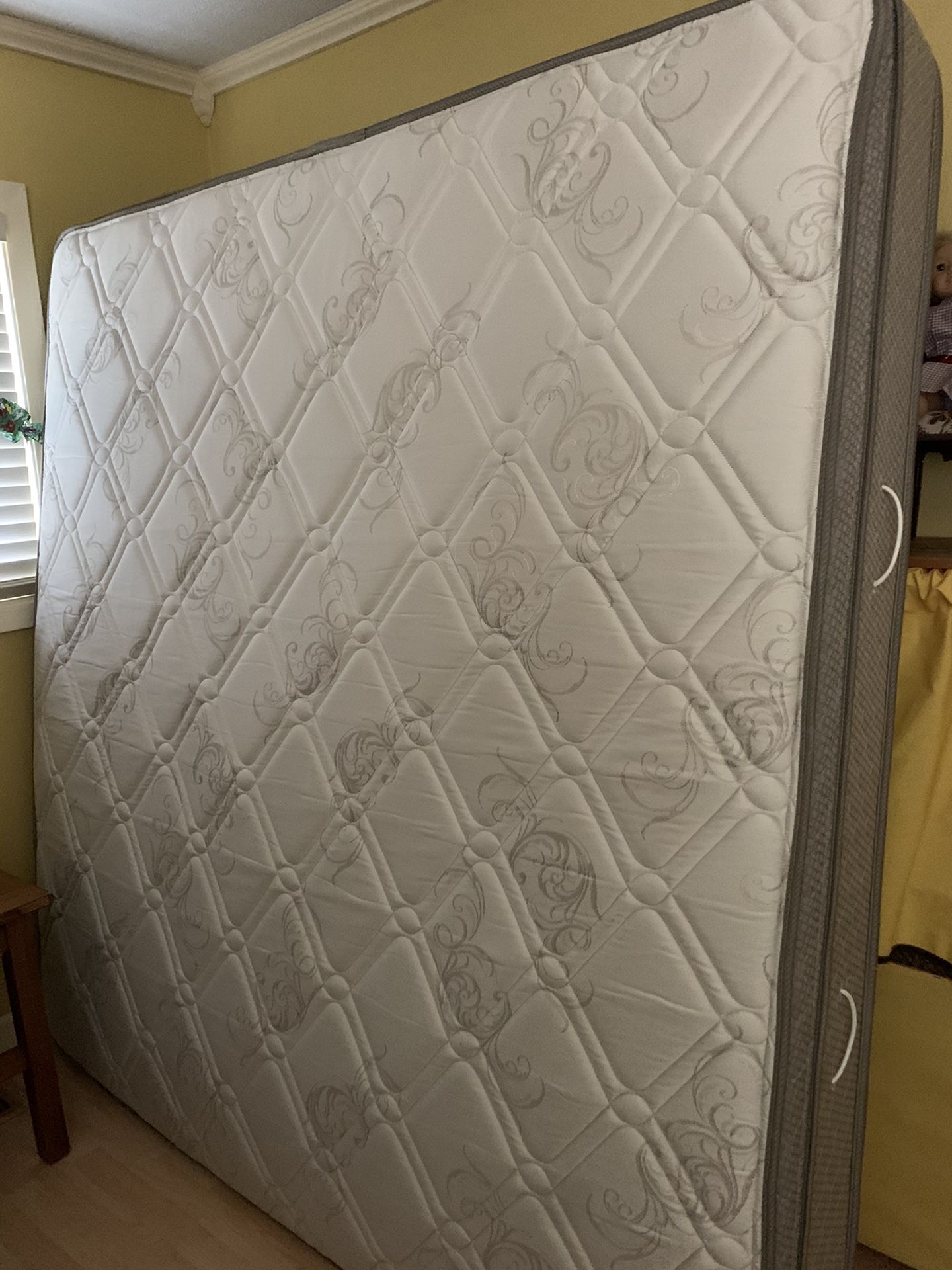 Original Mattress Factory 5 Year Old King Size Mattress