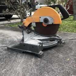 large electric saw, Sierra Eléctrica Grande 