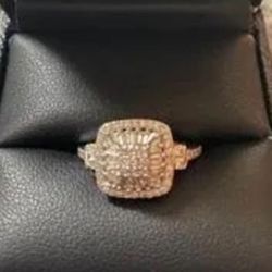 🌟🌟 Diamond Vintage Inspired Ring (1/2 ct. t.w.) in 14k white Gold🌟🌟 Size 5 1/2 Like New in Box Make Offer 