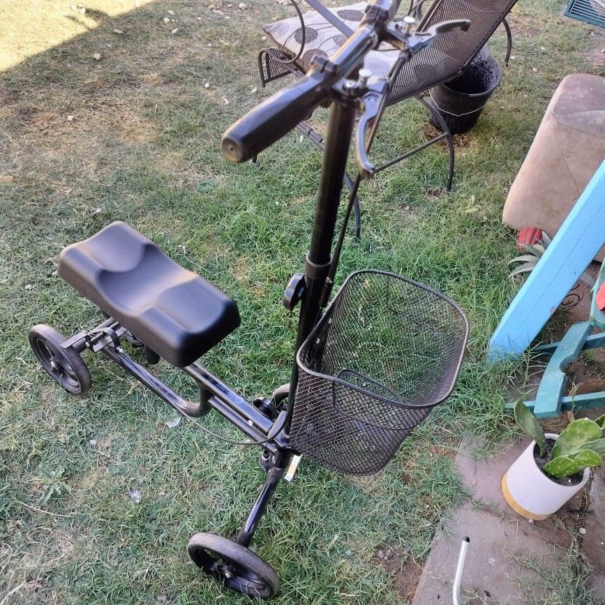 *** Knee Walker
***
