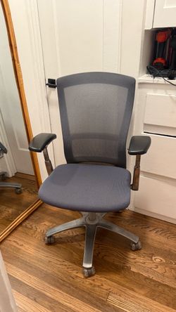 Knoll Life Ergonomic Office Chair – High Performance / Aluminum Base
