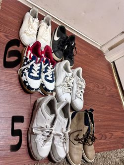 Kids shoes size 5-6 in good condition 10$ for each