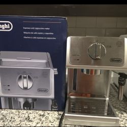 De’Longhi Espresso & Cappuccino Machine