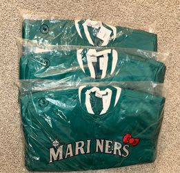 Mariners x Hello Kitty jacket