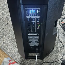 American Audio KPOW 15BT MK II 1,000W 15" Powered Speaker Black