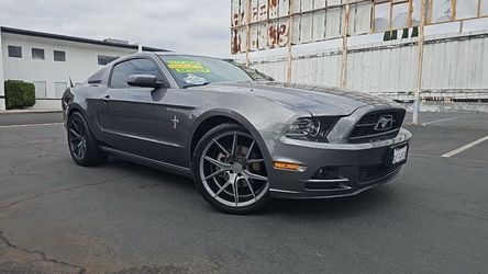 2013 Ford Mustang2000Down