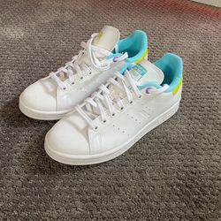Monsters Inc Stan Smith W SIZE 6