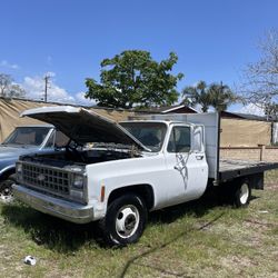 1981 Chevy 3500 Dually 