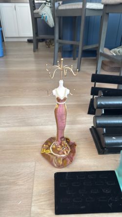 Jewelry displays
