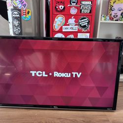 28” TCL Roku tv