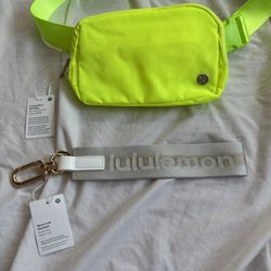 Lululemon Bundle Everywhere Belt Bag And Never Lost Keychain Brand New NWT