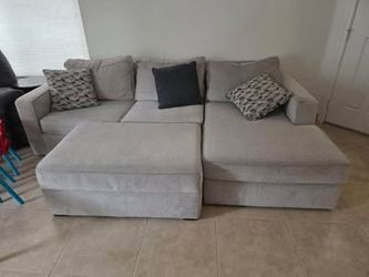 Gray Fabric Sectional Sofa with Ottoman