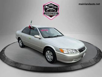2000 Toyota Camry