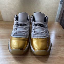 Jordan’s 11 Retro Low Top Gold/White