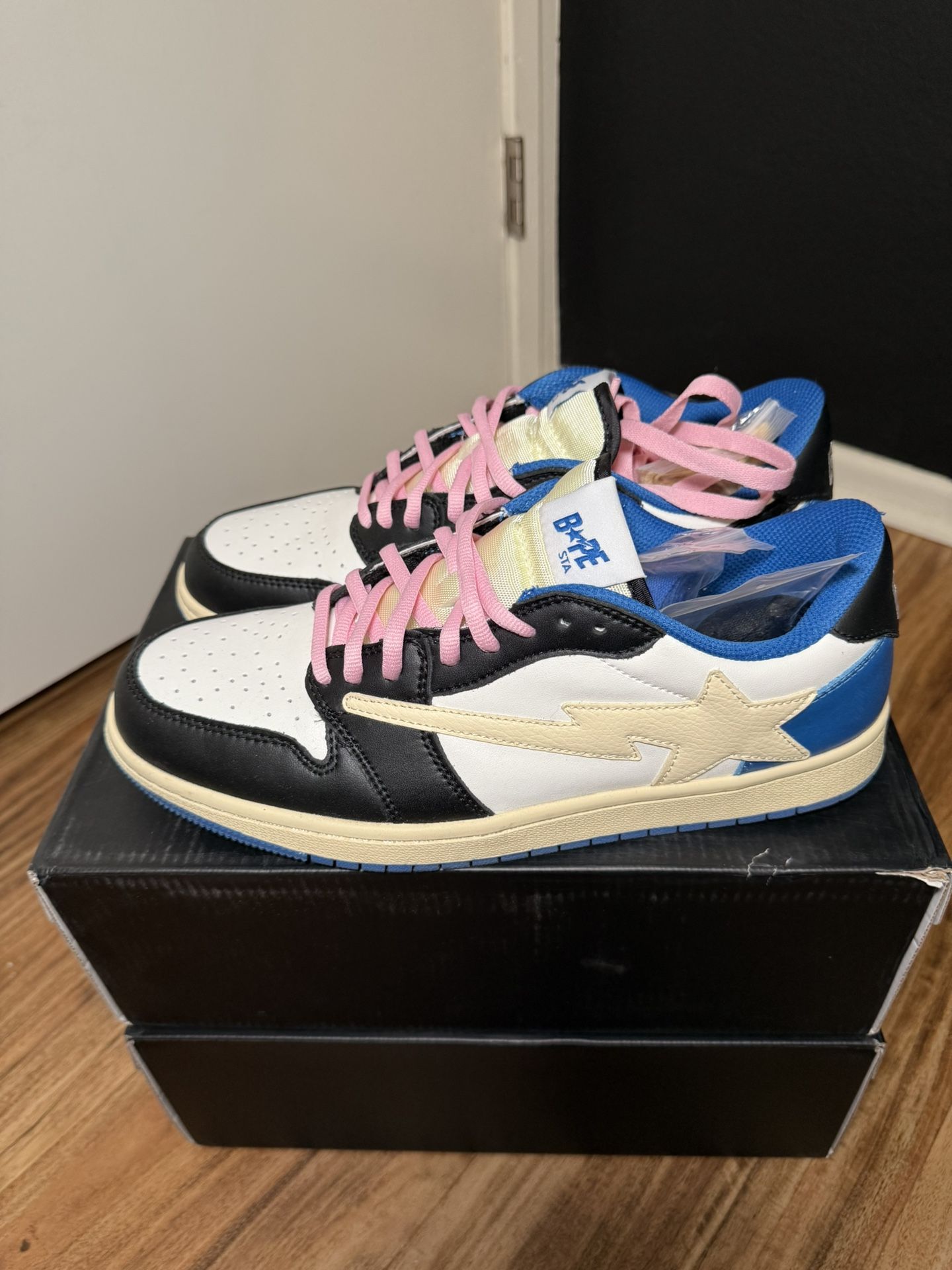 Indigo Studios Fragment Size 11