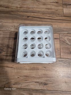 Egg tray