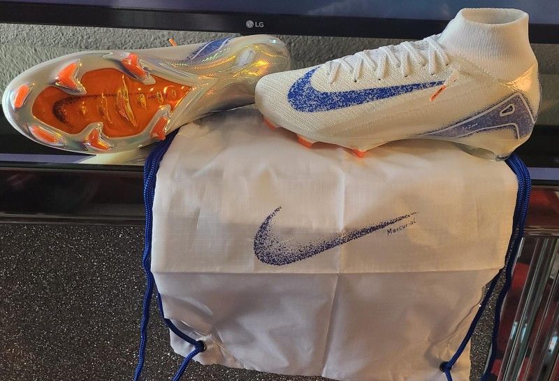Nike