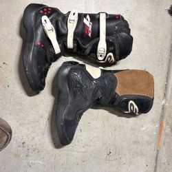 Alpinestars Boots Kids Size 4