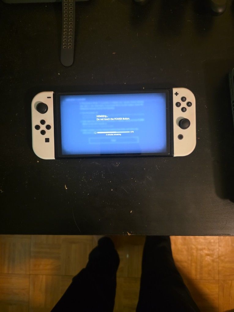 Pre-owned Nintendo Switch 1 OLED