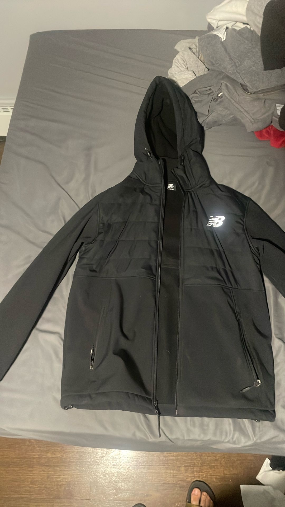 New balance jacket Small