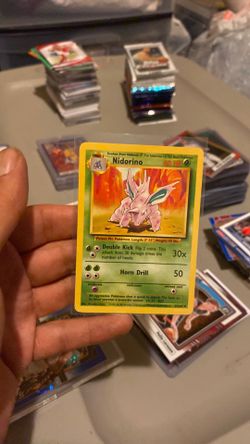 Nidorino #037 Base Set Unlimited NM Pokémon Card