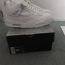 Air Jordan Retro 4 