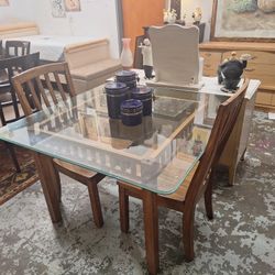 4pc Tempered Glass-Top Dining Room/Kitchen Table Set (Space Efficient)(2-Seater)