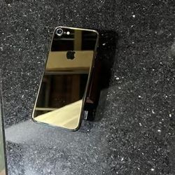 Apple iPhone 8 256 gb Carrier Unlocked Gray & Mirror Gold Back Glass Mint