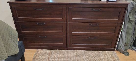 6 Drawer dresser