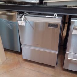 Fisher And paykel Dishwasher 