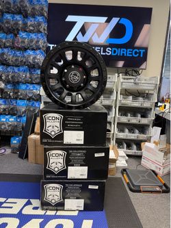 4 Wheels ICON Alloys Hulse, Double Black, 18 x 9 / 8 x 170, 6mm Offset, 5.25" BS