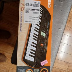 Casio Sa 76