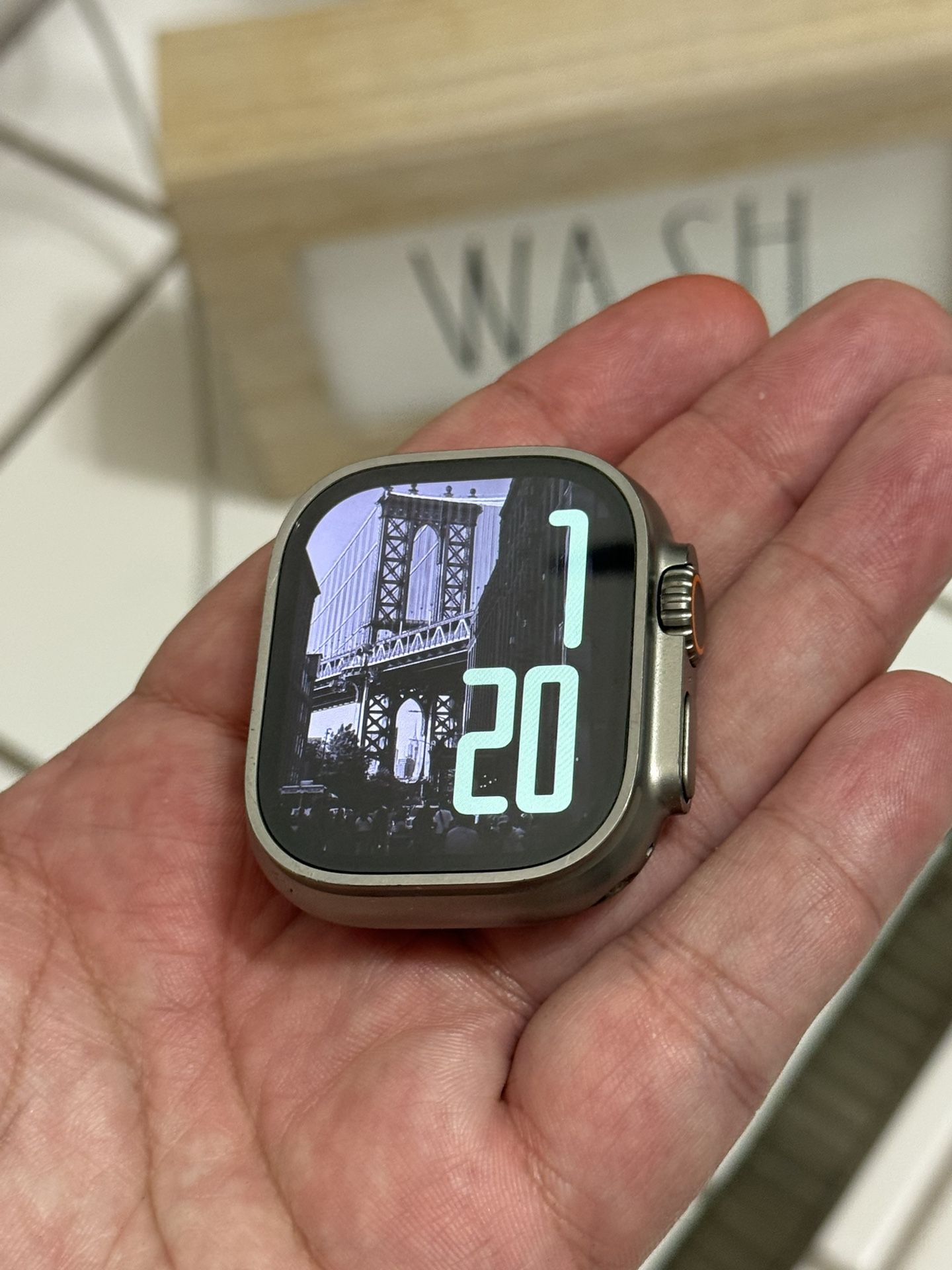 Apple Watch Ultra 1