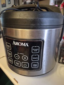 Black rice cooker. 5 quarts