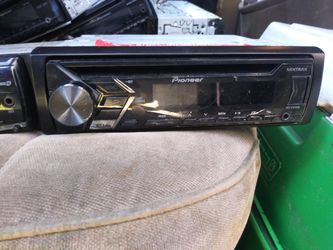 Pioneer radio