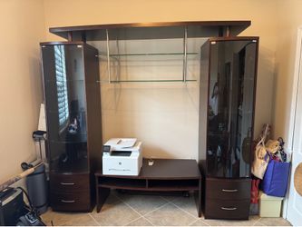 Wall unit / entertainment center