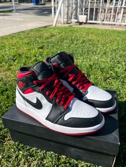 Jordan 1’s Mid