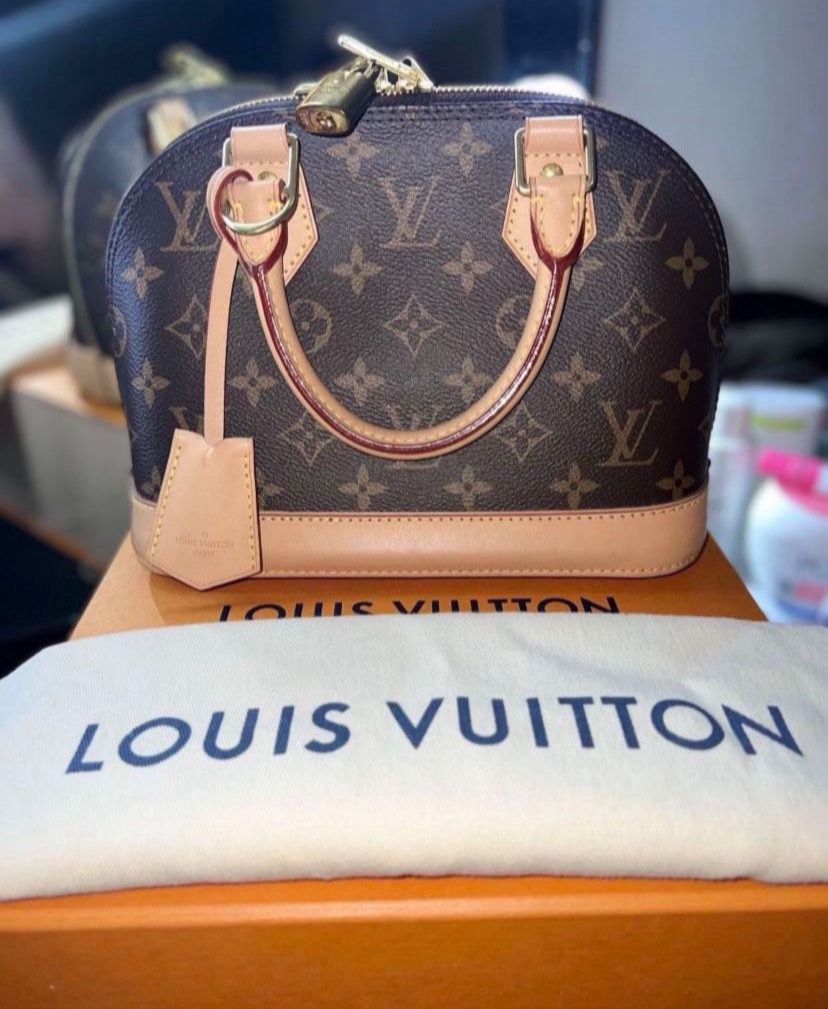 Louis Vuitton Alma BB With Strap
