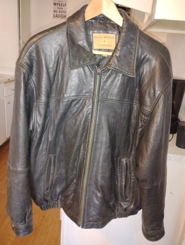 Boston Harbour Outdoor Wear Leather Jacket Size Large. Gently Worn