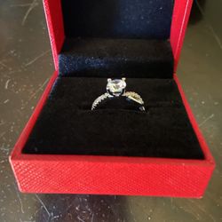 One Carat Round Brilliant Moissanite Diamond Ring