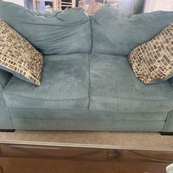 Couch set