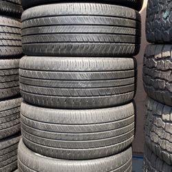235/45R18 Marca Hankook En Muy Buenas Condiciónes De Vida