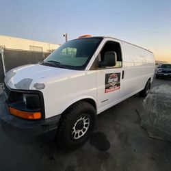 2006 Chevy Express 2500 