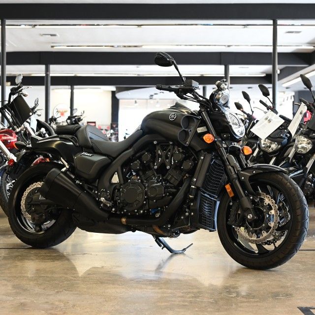 2019 YAMAHA VMAX