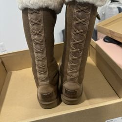 Ugg Sussex 5155 Rare Braided Size 6 NEW In Box